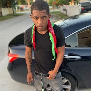 Meet your Posher, Aj